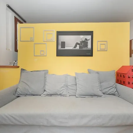 Mondrian House Rome