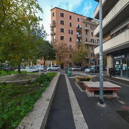 Mondrian House * Řím